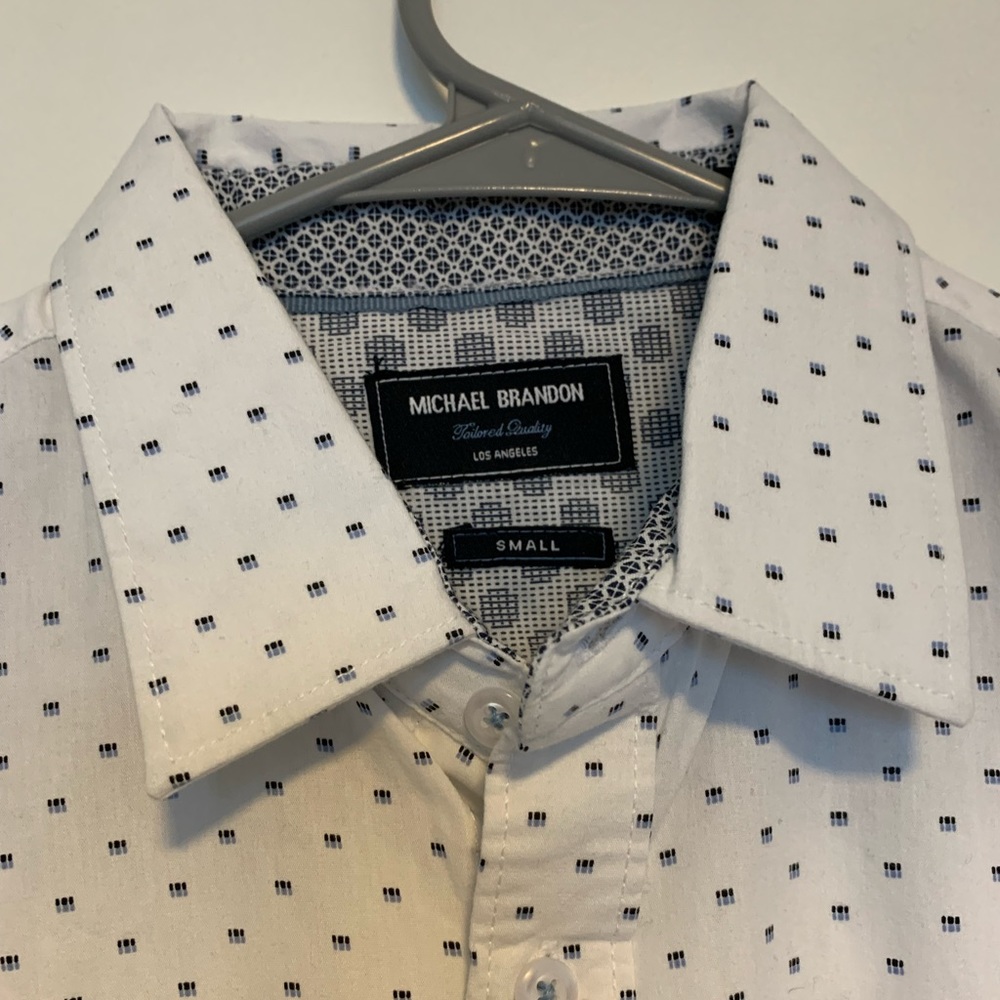 Patterned button down shirt - Picture 2 of 2